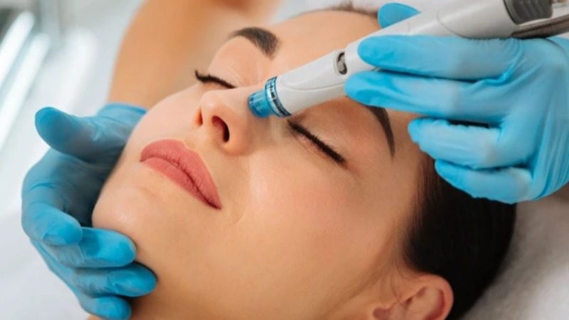 فیشیال بهتره یا پاکسازی؟ بررسی تفاوت‌ها برای انتخاب درست