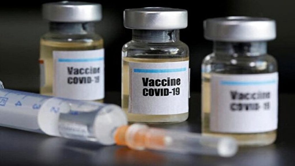 ضرورت تزریق واکسن در کنار رعایت شیوه‌نامه‌های بهداشتی