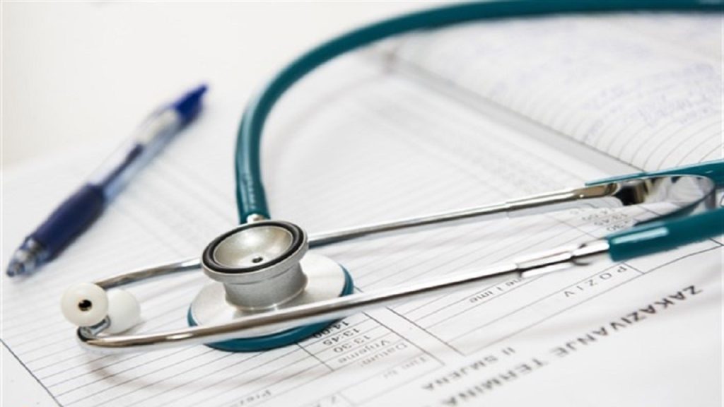 پذیرش ١۶٠٠ نفر مازاد بر ظرفیت پزشکی در کنکور ١۴٠١