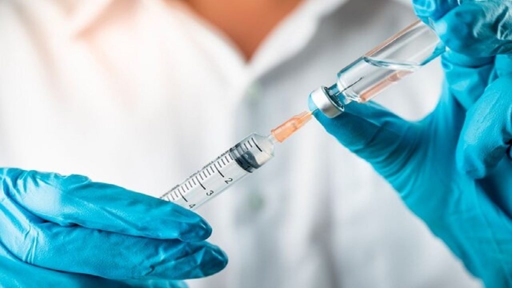 کاهش مراجعه برای واکسیناسیون به دلیل منتشر نشدن گزارش‌های کرونایی
