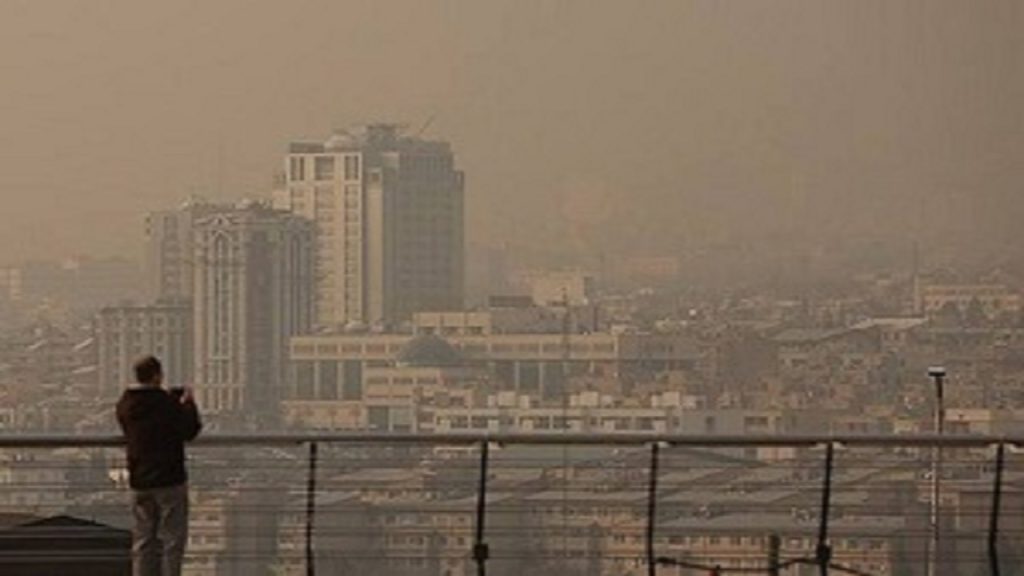 بدترین شاخص کیفیت هوا در تهران در منطقه ۱۳ با شاخص ۱۶۱