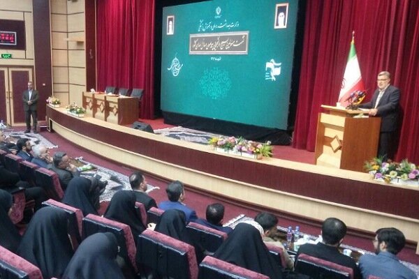 ظفرقندی: موافق درمان رایگان سالمندان نیستم