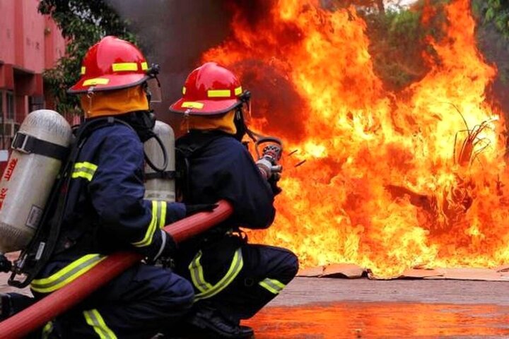 شعله‌های آهنین در فرون‌آباد؛ چهار نفر مصدوم شدند