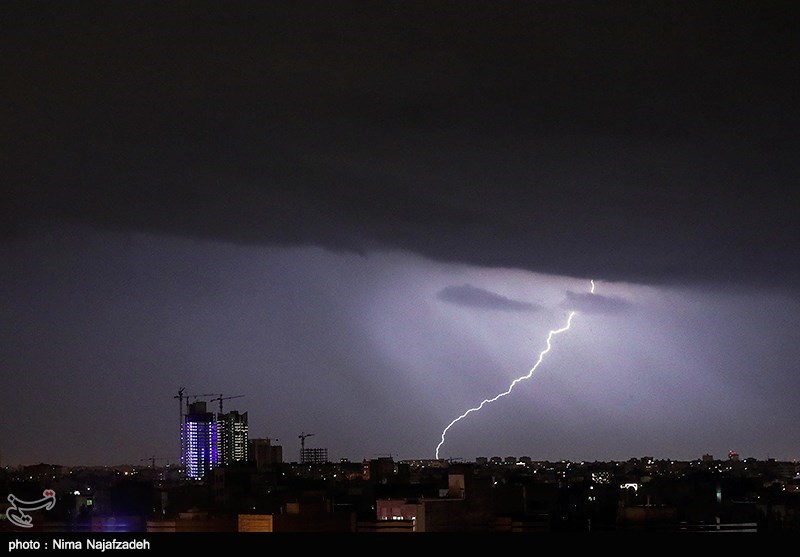طوفان و صاعقه ۸۱ مصدوم بر جای گذاشت/ فوت ۹ نفر در حوادث جوی