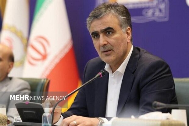 تداوم مشکلات «ارز» دارو و تجهیزات؛ فرزین به مجلس می‌رود