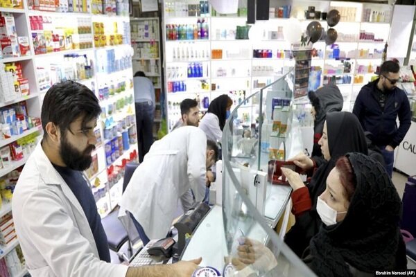 مجوز داروخانه‌های متخلف در جنگ ۱۲ روزه لغو شود