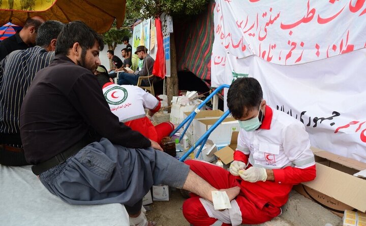 توصیه‌های هلال‌احمر درباره گرمازدگی زائران اربعین