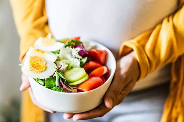 خانم‌های باردار نیازی به غذای دو نفره ندارند