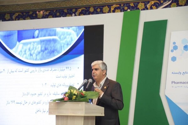 درخواست صنعت داروسازی از مسئولین برای تأمین نقدینگی درخواست صنعت داروسازی از مسئولین برای تأمین نقدینگی