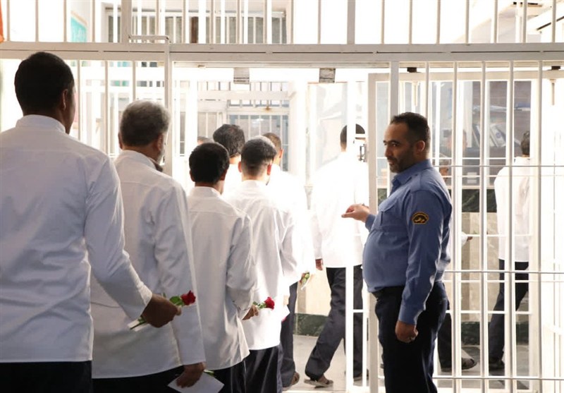 مرخصی منجر به آزادی ۲۳۷ زندانی در زندان قزلحصار