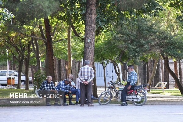 انتقاد از عدم تمدید بیمه تکمیلی درمان بازنشستگان