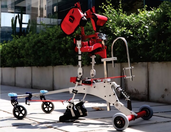 تولید واکر ویژه کودکان فلج مغزی شدید