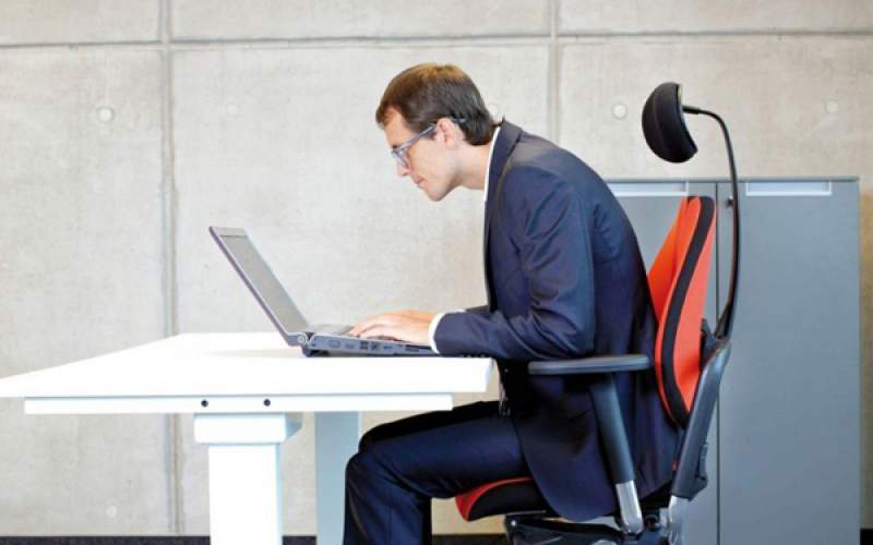 نشستن طولانی مدت و ۸ بلایی که سرتان میآید - بهار نیوز