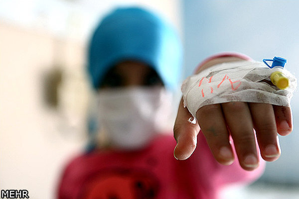 ۱۸ میلیارد ریال هزینه یک نوبت تزریق داروی سرطان + فیلم