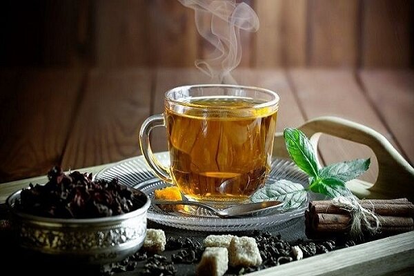 مصرف چای و کافئین در بارداری مضر است؟